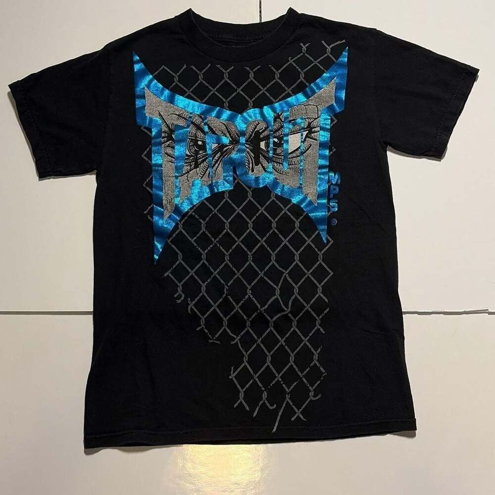 Y2k TAPOUT shirt